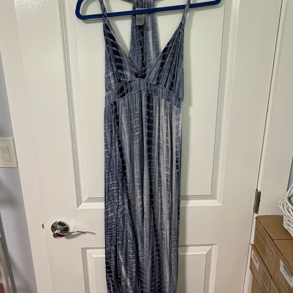 Elegant Blue Maxi Dress